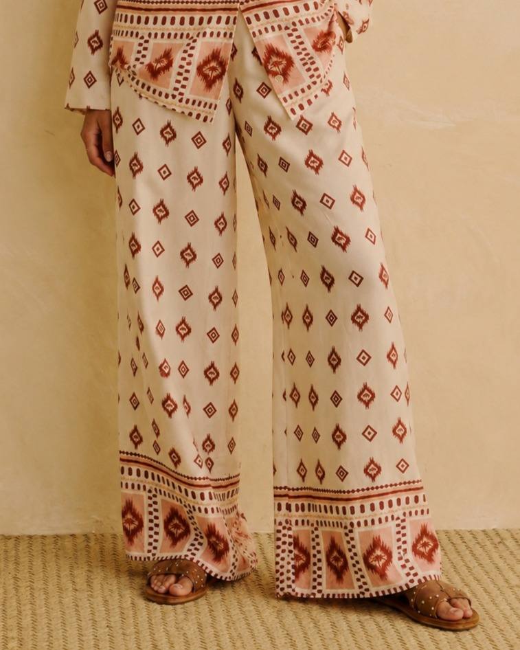Calça Pantalona — foto 1 de 2